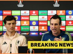 Obranca Aston Villy Pau Torres reaguje na záujem Barcelony Pau Torres v akcii za Aston Villu