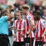 Odhalené: 22 hviezd Premier League, ktoré delí len jedna žltá od Vianoc