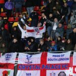 Fanúšikovia Anglicka na zápase kvalifikácie MS proti Lotyšsku