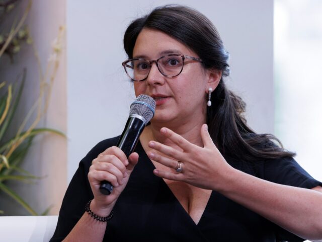 Odpor po tom, čo CBS stiahla 60-minútovú správu o väznici CECOT v Salvadore | Správy z médií
