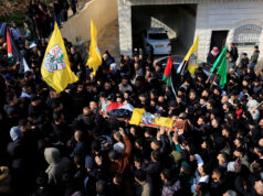 Palestínčania smútia nad teenagerom zabitým izraelskými jednotkami na okupovanom Západnom brehu Jordánu | Okupovaný Západný breh Palestínčania smútia nad teenagerom zabitým izraelskými jednotkami na okupovanom Západnom brehu Jordánu | Okupovaný Západný breh