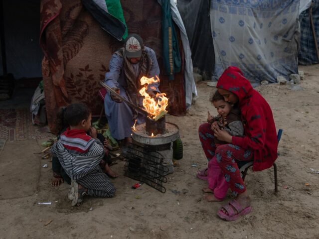 Palestínske dieťa zamrzlo v Gaze, keď Izrael neustále blokuje pomoc Palestínske dieťa zamrzlo v Gaze, keď Izrael neustále blokuje pomoc | Správy o právach dieťaťa