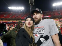 Perez Hilton reaguje po tom, čo Jason a Travis Kelce odhalili, kde sa Taylor Swift radí v ich Spotify Wrapped Travis Kelce a Taylor Swift (obrázok cez Getty Images)