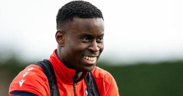 Marc Guehi sa zahrieva