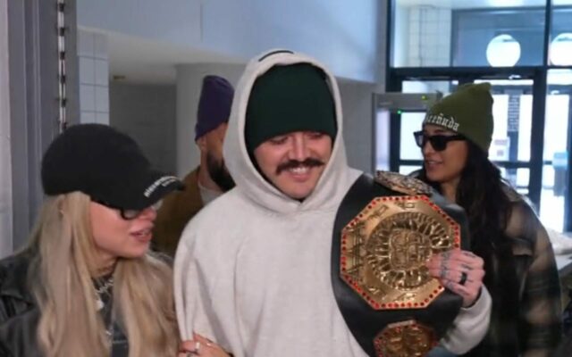 Podceňovaná hviezda Judgment Day výrazne chýba v epizóde WWE RAW z 22. decembra
