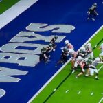 UNLV Rebels utrpeli ponižujúcu chybu po tom, čo sa Matt Brynes (85) zrazil so spoluhráčom