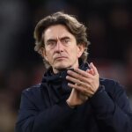 Manažér Tottenhamu Thomas Frank sa pozerá pred zápasom Premier League proti Nottinghamu Forest