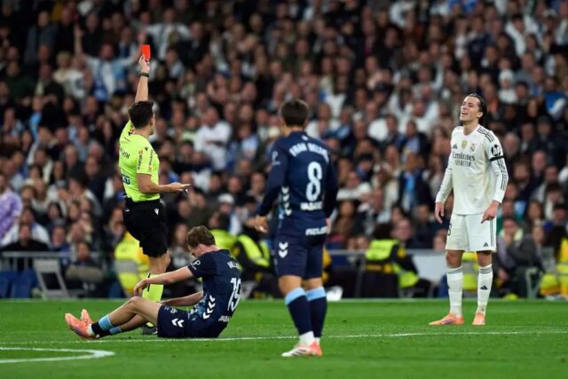 Prečo bol Álvaro Carreras vylúčený v Reale Madrid 0-2 Celta Prečo bol Álvaro Carreras vylúčený v Reale Madrid 0-2 Celta Vigo