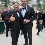 Pat Richards (vpravo) je zobrazený po boku Conora McGregora na svadbe bývalého majstra sveta UFC začiatkom tohto mesiaca