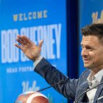 Prečo futbalový tréner UCLA Bob Chesney verí, že Bruins vyhrajú