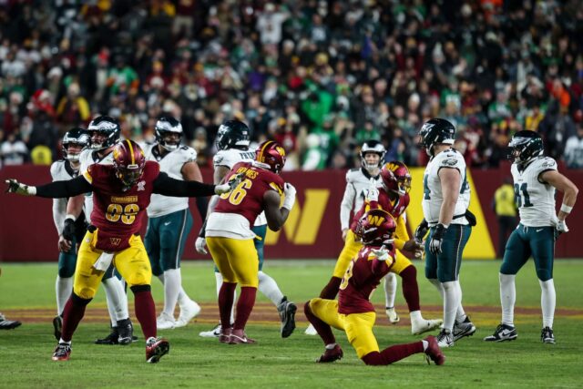 Predpovede, kurzy a tipy Washington Commanders vs Dallas Cowboys na logo pochodového šialenstva