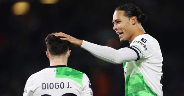 Liverpool bude v sobotu čeliť Wolves s poctami naplánovanými pre Dioga Jotu