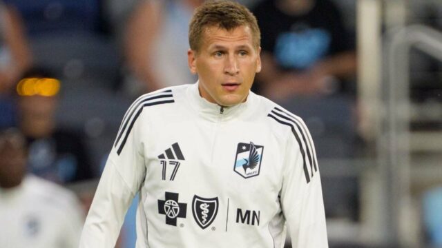 Pridajte M Robina Loda na viacročnú zmluvu s voľným agentom
