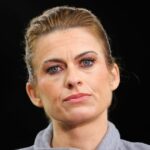 Prísne hviezdne prekvapivé finančné priznanie Karen Carneyovej po úspechu v Anglicku | Futbal | Šport