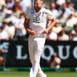 Na snímke: Gus Atkinson robí grimasy po zranení ľavej podkolennej šľachy počas víťazstva v Anglicku na Boxing Day Test