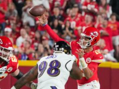 Ravens DT Travis Jones súhlasí s 3-ročným predĺžením NFL: Baltimore Ravens v Kansas City Chiefs