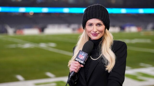 Reportérka NFL Jane Slater reaguje na povesť o smrti: „Glitch Reportérka NFL Jane Slater reaguje na povesť o smrti: „Glitch in the matrix“