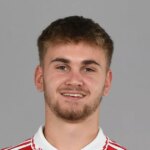 Billy Vigar z Arsenalu počas fotohovoru Arsenal U21 v London Colney 15. augusta 2022