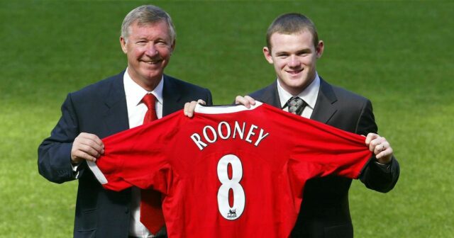   Wayne Rooney so Sirom Alexom Fergusonom