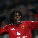 Dorgu z Manchestru United oslavuje strelenie svojho prvého gólu za klub úžasným volejom (AFP cez Getty Images)