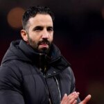 MANCHESTER, ANGLICKO – 15. DECEMBRA: Ruben Amorim, manažér Manchestru United počas zápasu Premier League medzi Manchestrom United a Bournemouthom na Old Trafford 15. decembra 2025 v Manchestri v Anglicku. (Foto: Carl Recine/Getty Images)