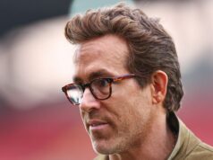 Ryan Reynolds nenechal na pochybách o „elitnom“ tromfovi Wrexhamu napriek nátlaku Ryan Reynolds na Wrexham's Racecourse Ground