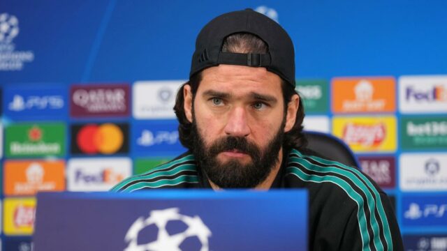 Salah bol vynechaný zo zápasu Liverpool proti Interu Miláno v Salah bol vynechaný zo zápasu Liverpool proti Interu Miláno v dôsledku jeho činov, hovorí Alisson