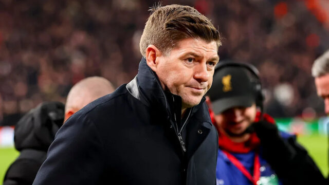 Salah sa musí „odvrátiť“ od komentárov - Gerrard Salah sa musí „odvrátiť“ od komentárov - Gerrard