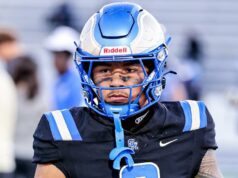 Santa Margarita linebacker Dash Fifita je silná prítomnosť Santa Margarita linebacker Dash Fifita je silná prítomnosť