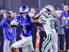 Santa Margarita vyhráva futbalový titul Open Division pre trénera prvého ročníka Carsona Palmera Santa Margarita vyhráva futbalový titul Open Division pre trénera prvého ročníka Carsona Palmera