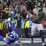 Seahawks omráčili Rams návratom, víťazstvom OT