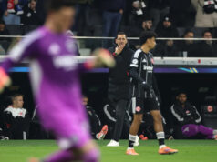 Šéf Eintrachtu Frankfurt priznáva frustráciu po porážke Barcelony – „Škoda prehrať zápas zo štandardky“ Šéf Eintrachtu Frankfurt priznáva frustráciu po porážke Barcelony – „Škoda prehrať zápas zo štandardky“