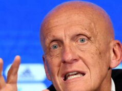 Šéf rozhodcov Pierluigi Collina odhaľuje zásadnú zmenu VAR pre MS 2026 Collina je teraz predsedom komisie rozhodcov FIFA