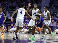 Seton Hall potláča štát Kansas, aby dosiahol víťazstvo na ceste Basketbal NCAA: Seton Hall v štáte Kansas