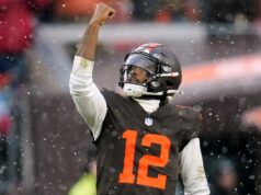 Shedeur Sanders prehral s Titans 4 touchdowny, tréner Browns čelí kritike Shedeur Sanders prehral s Titans 4 touchdowny, tréner Browns čelí kritike