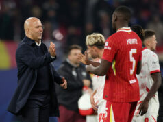 Slot si vyzdvihol Konateho za chválu po tom, čo zabil obrancu Liverpoolu Download app from appStore