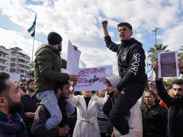 Smrteľné protesty a zrážky v Sýrii – čo sa stalo a čo bude ďalej? | Správy o protestoch
