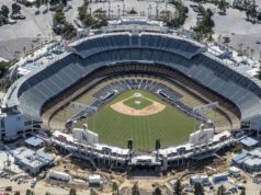 Snaha sprievodcov Dodgers združiť sa do odborov sa stáva spornou bitkou Snaha sprievodcov Dodgers združiť sa do odborov sa stáva spornou bitkou