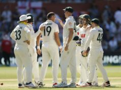 „Snicko treba vyhodiť“ Jamie Smith padol sporným spôsobom v deň 2. (Poďakovanie: Getty)