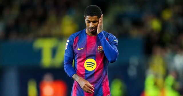 Marcus Rashford z FC Barcelona gestikuluje počas španielskej ligy, LaLiga EA Sports, futbalového zápasu medzi Villarreal CF a FC Barcelona