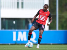 Správa: Chelsea má záujem získať francúzskeho obrancu Správa: Chelsea má záujem získať francúzskeho obrancu