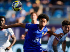 Správa: Chelsea vyzvala, aby zaplatila 11 miliónov libier za podpis 17-ročného útočníka Správa: Chelsea vyzvala, aby zaplatila 11 miliónov libier za podpis 17-ročného útočníka