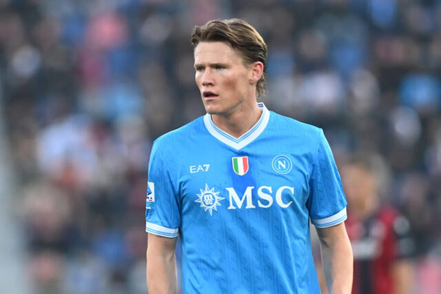 Správa: Man United chce znovu získať bývalého stredopoliara v hlavnom ťahu
