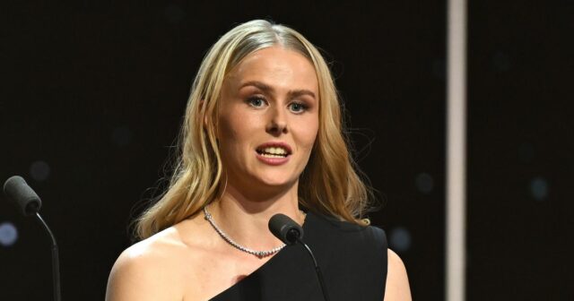 Správanie Hannah Hamptonovej bolo odsúdené tímovým kolegom Lioness ako SPOTY Hannah Hamptonová