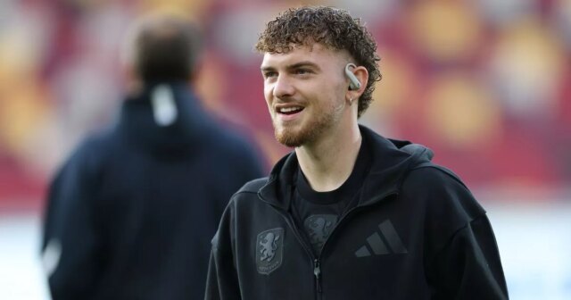 Správanie Harveyho Elliotta hovorí za veľa uprostred nočnej mory Aston Harvey Elliott pred zápasom Aston Villy