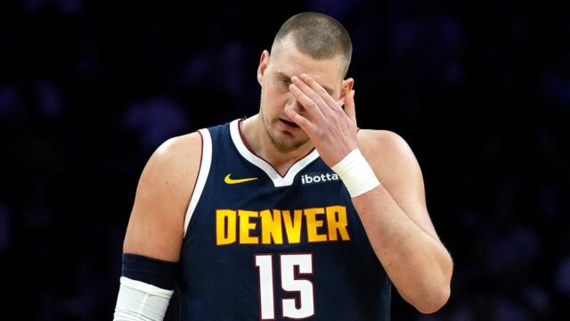 Správy NBA: Zdá sa, že hviezda Nuggets Nikola Jokic utrpela Správy NBA: Zdá sa, že hviezda Nuggets Nikola Jokic utrpela zranenie kolena proti Miami Heat