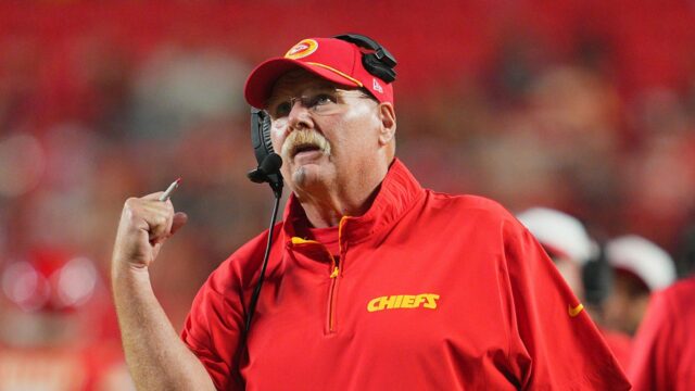 Správy NFL: Andy Reid odbil diskusiu o dôchodku a očakáva, že bude trénovať v roku 2026
