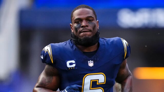 Správy NFL: Denzel Perryman z Chargers suspendoval po zlom zásahu Ryana Flournoya z Cowboys
