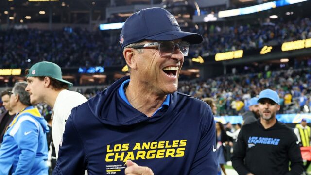 Správy NFL: Jim Harbaugh hovorí, že OT tam vyhral s Správy NFL: Jim Harbaugh hovorí, že OT tam vyhral s narodením detí, sobášom