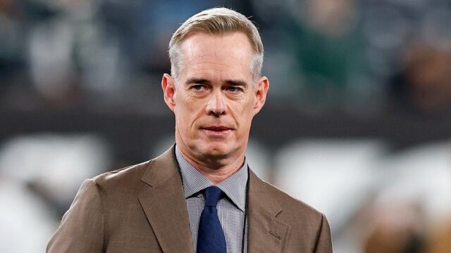 Správy NFL: Joe Buck hovorí, že rozhodcovia zmeškali rozhodujúci trest v zápase Falcons-Rams
